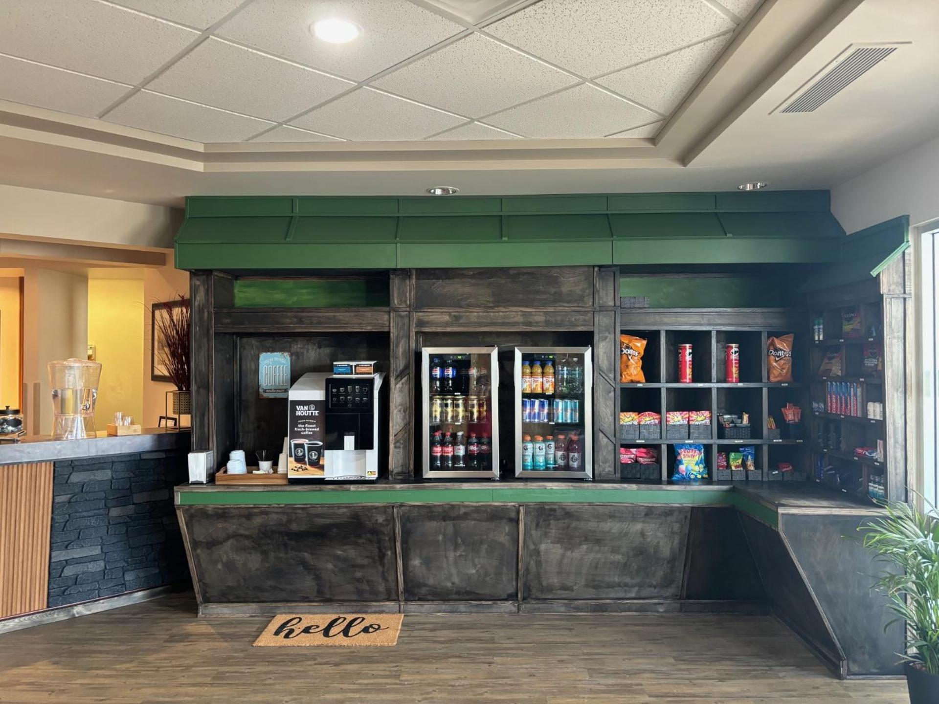 Ramada By Wyndham Estevan Luaran gambar