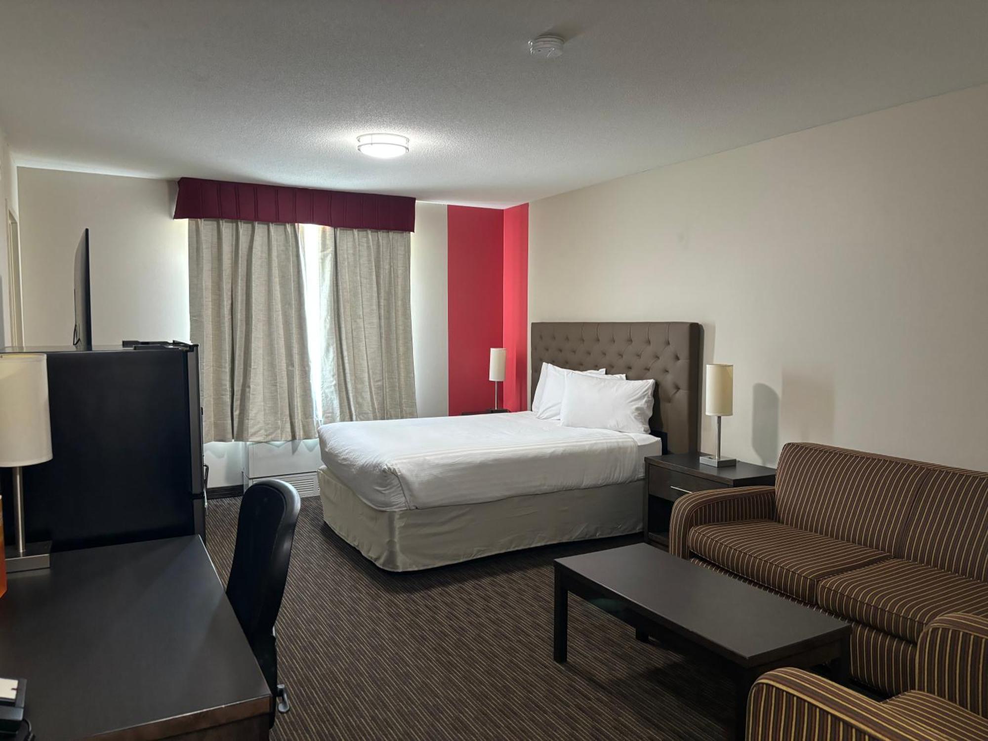 Ramada By Wyndham Estevan Luaran gambar